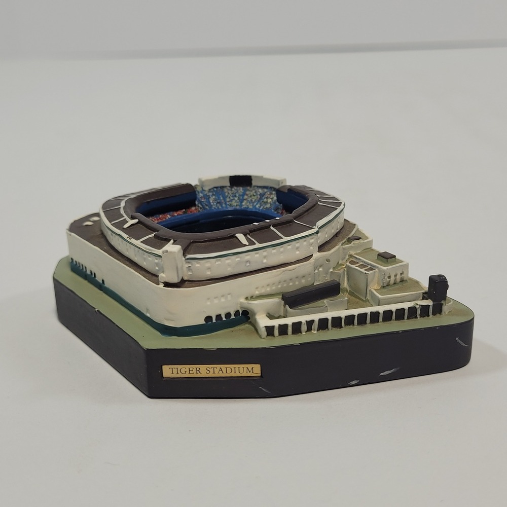 Detroit Tigers Tiger Stadium Miniature Replica 2004 MLB Ballpark Collectible